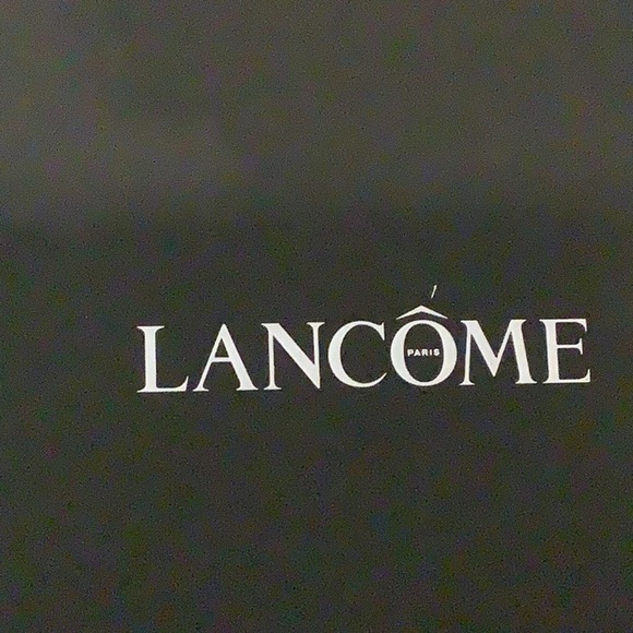 Lancome Black Gift Box Preloved - Picture 2 of 4